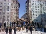 Путин приказал переселить всех жильцов разрушенного дома